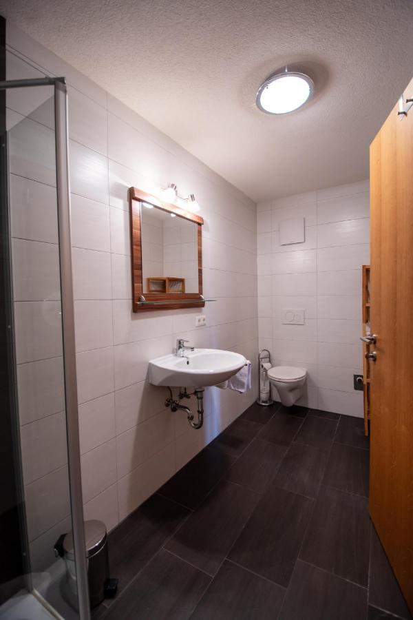 Haus Raggl Apartment Landeck Exterior photo